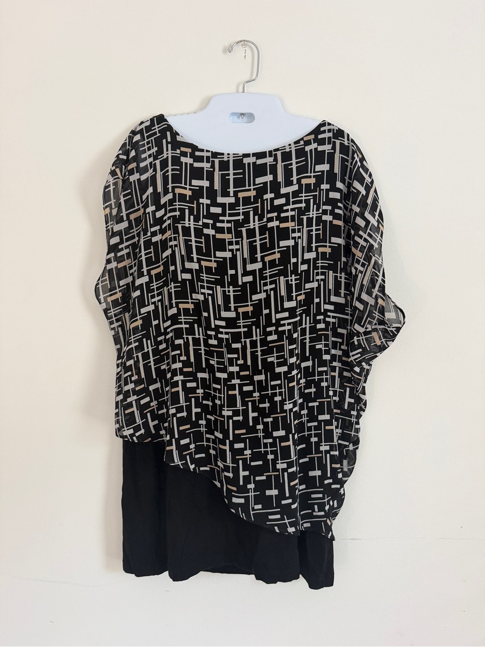 White House Black Market Black & Cream Geometric Layered Tunic